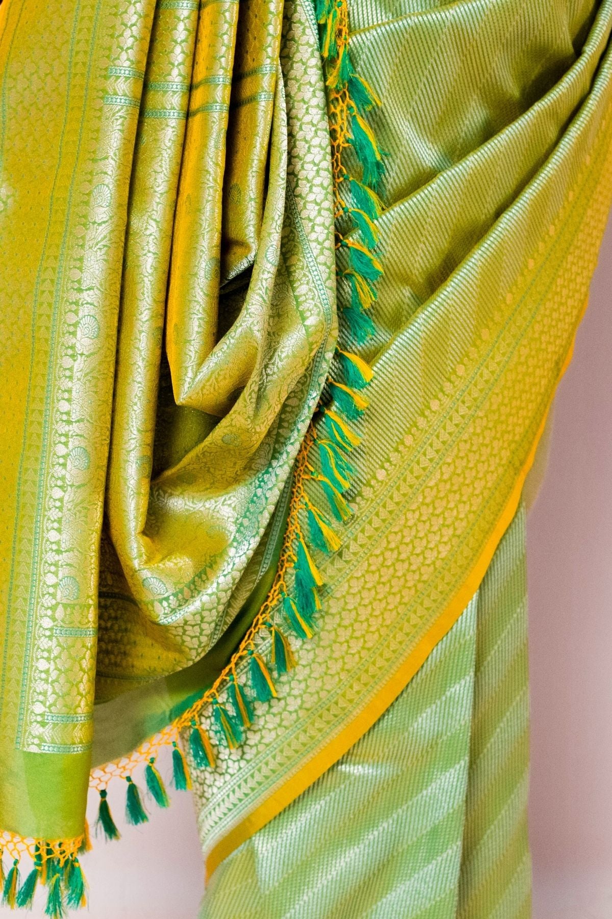 Double Tone Green & Yellow Mushroo Silk Banarasi Saree