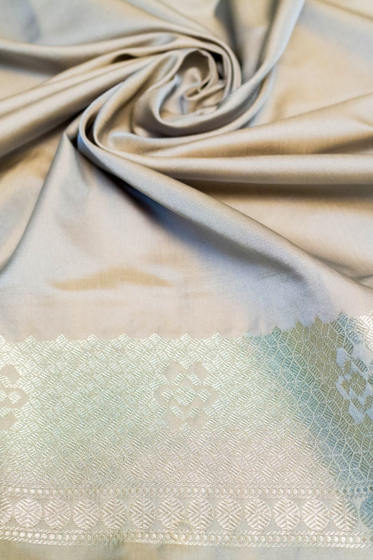 Dusty Pista Mushroo Silk Banarasi Saree