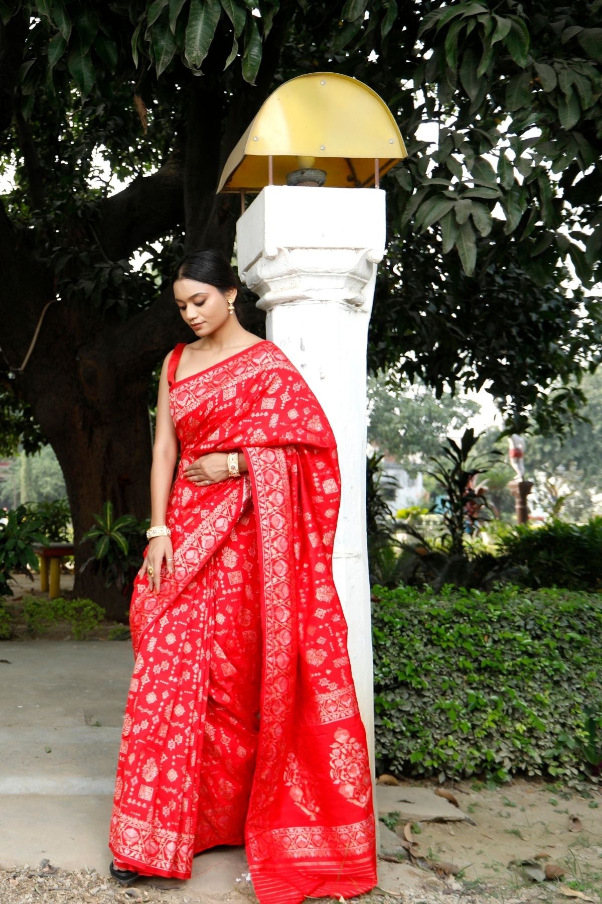 Red Blended Iktara Silk Saree