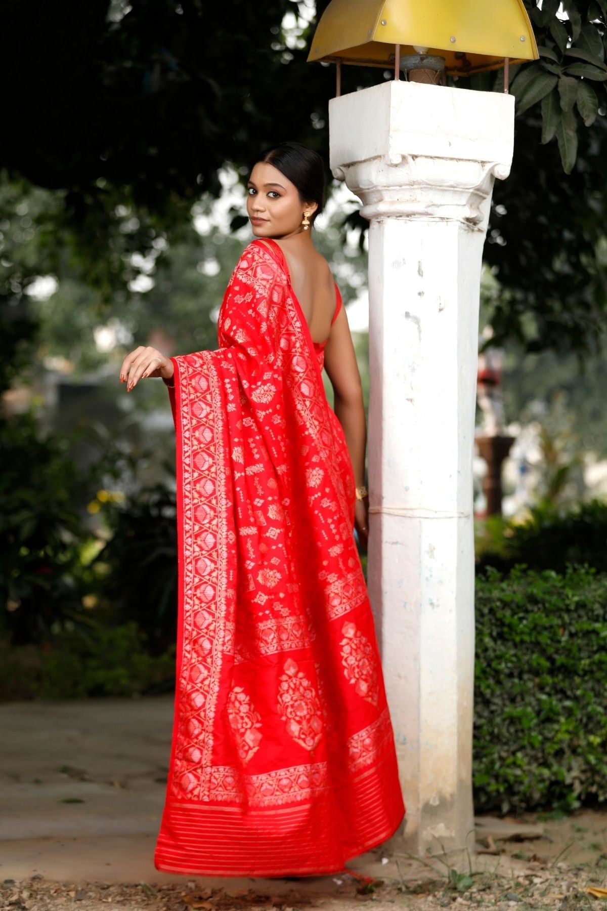 Red Blended Iktara Silk Saree