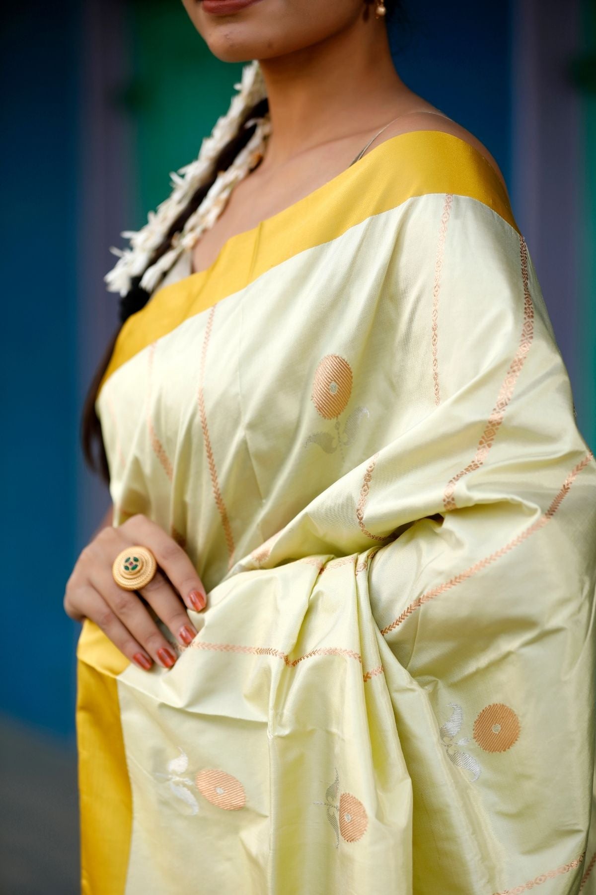 Light Pasta Katan Kadwa Silk Saree