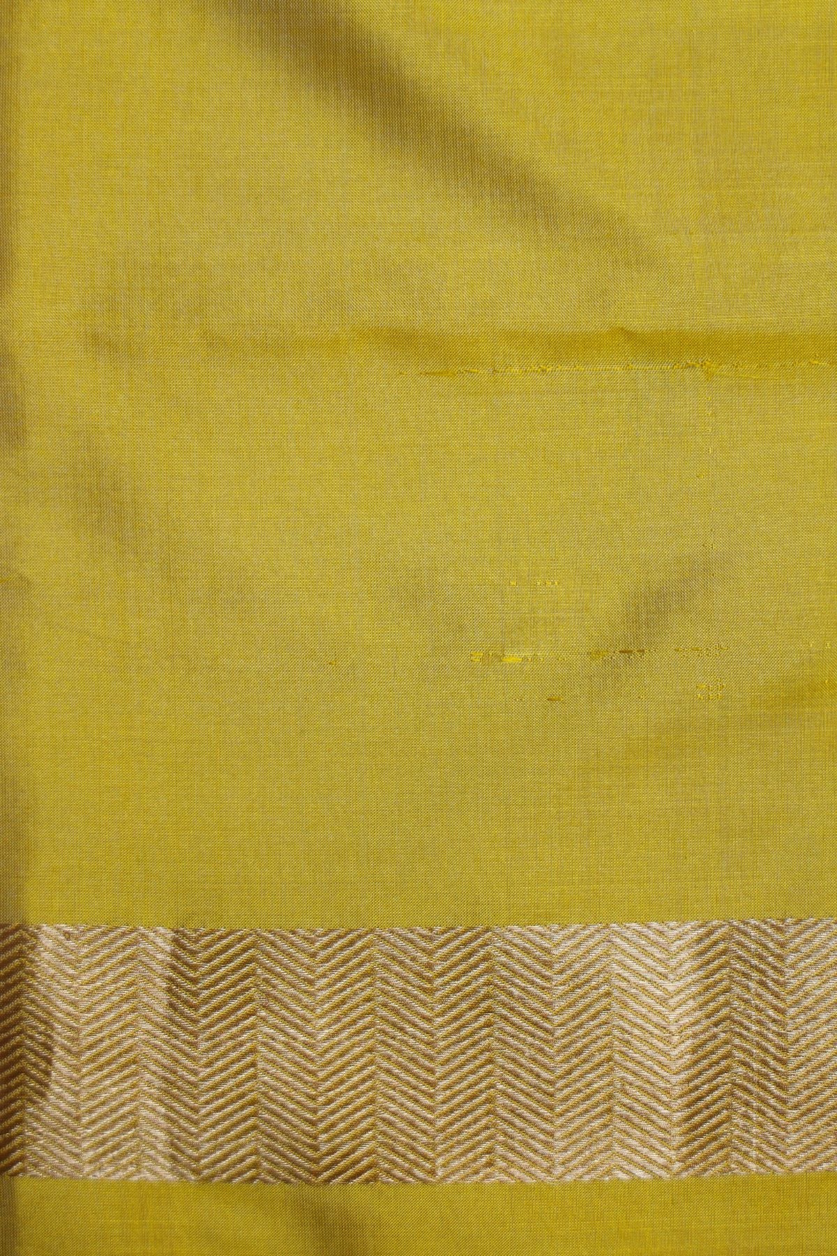 Light Pasta Katan Kadwa Silk Saree