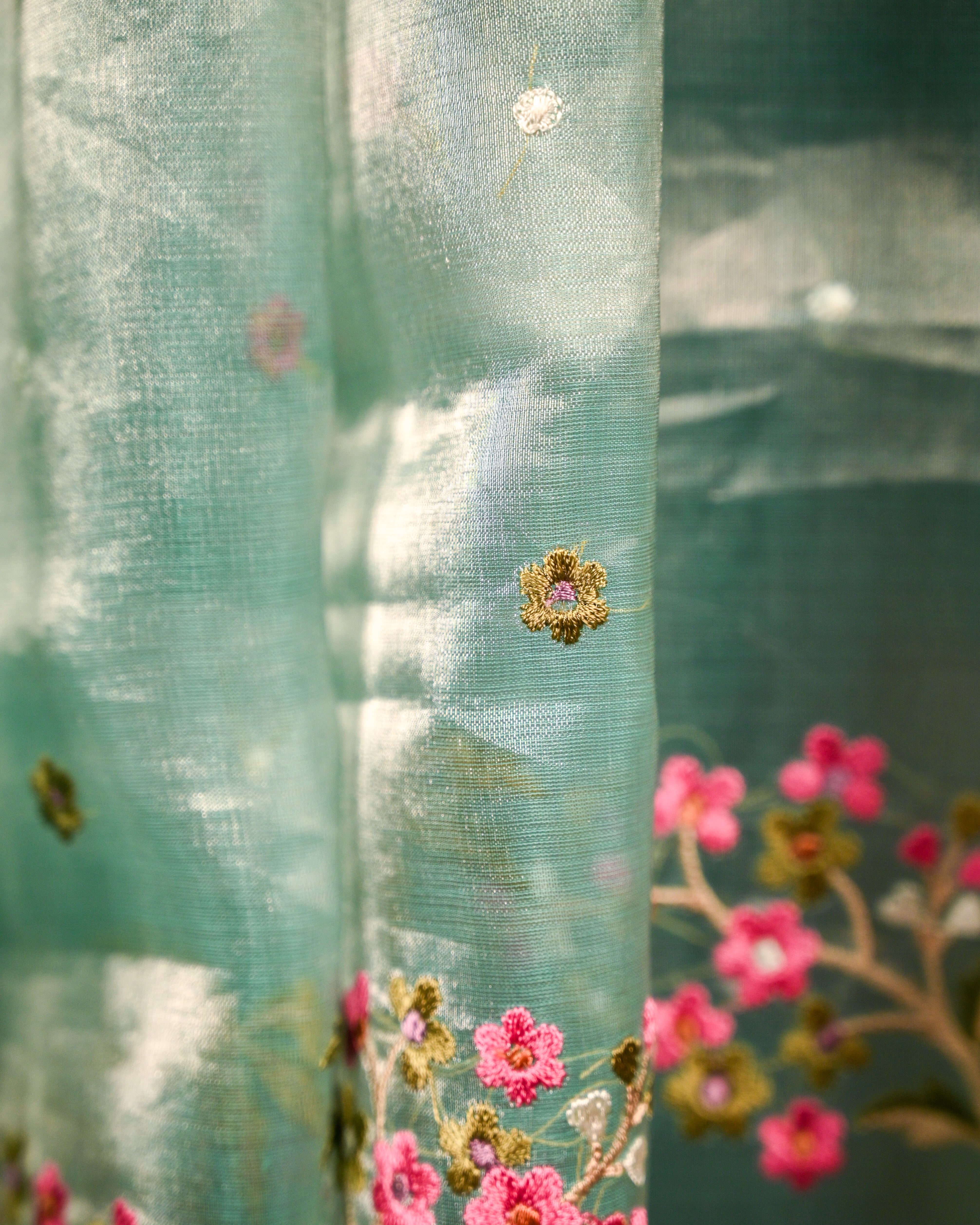 Swan Motif Tissue Embroidery Silk Saree