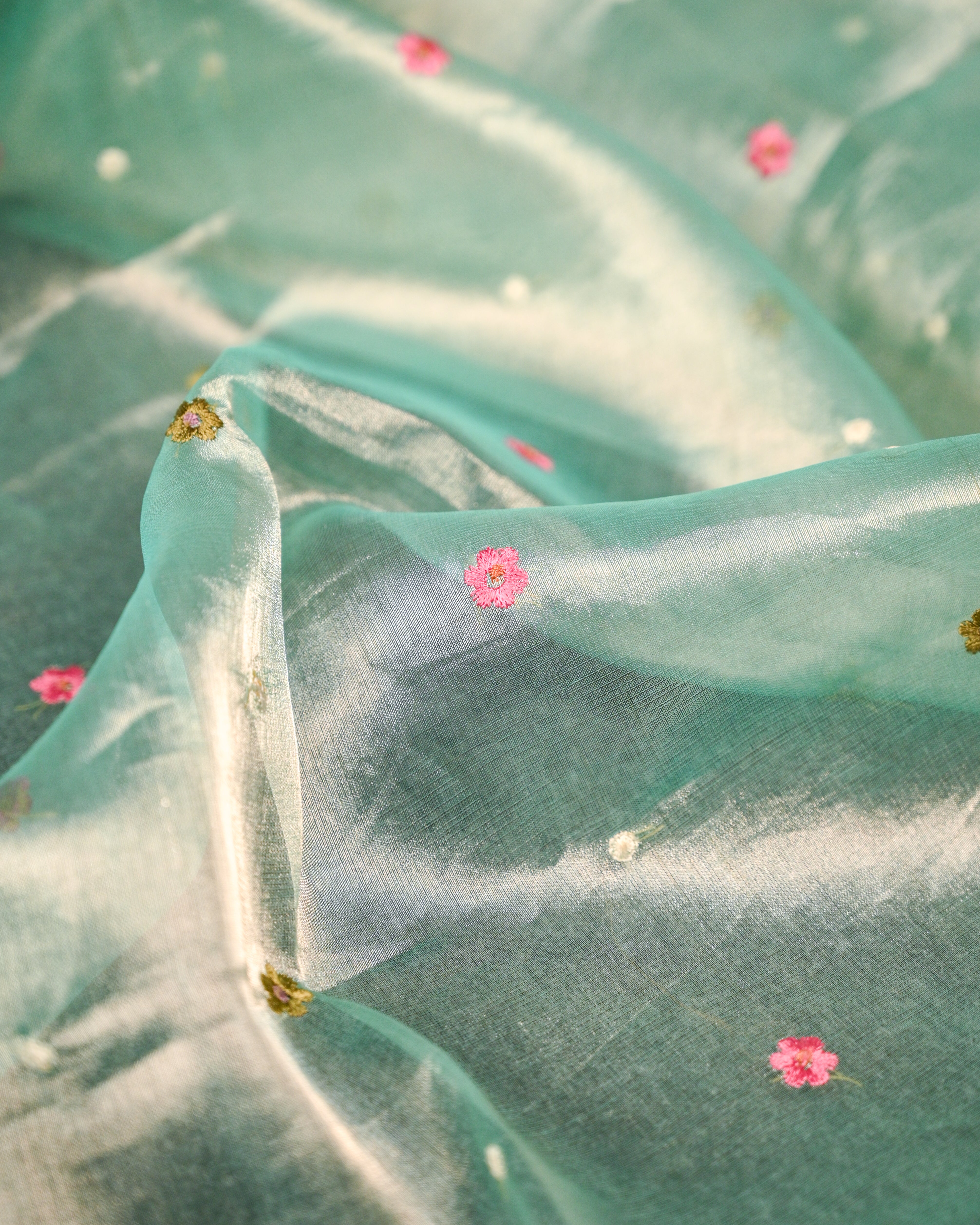 Swan Motif Tissue Embroidery Silk Saree
