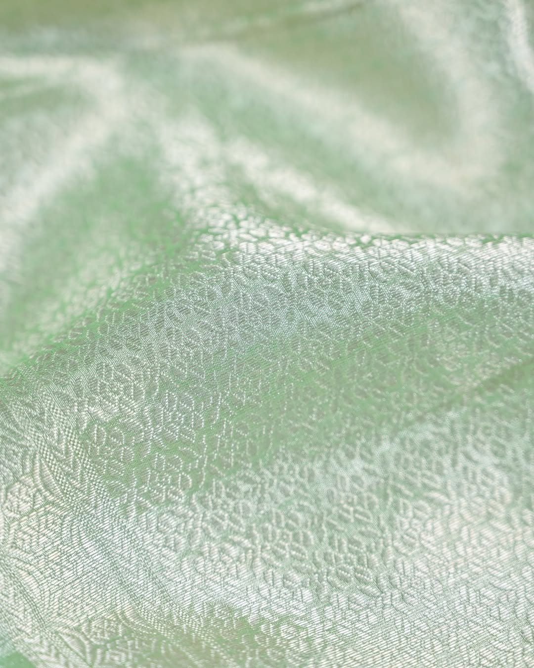 Banarasi Crush Tissue Saree