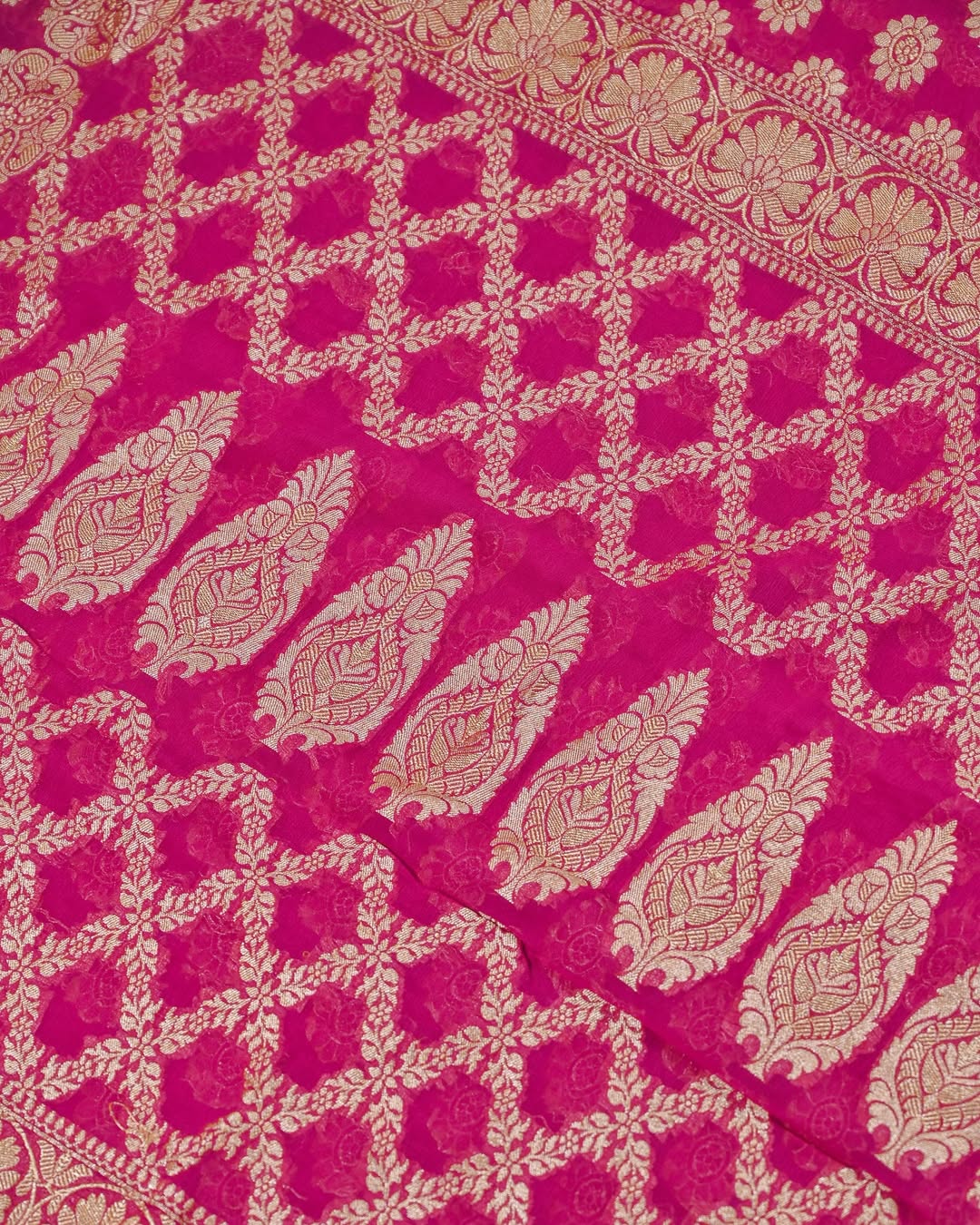Rani Banarasi Khaddi Georgette Saree