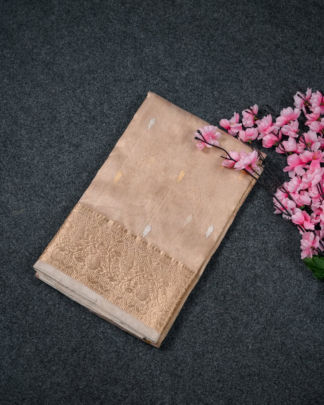 Banarasi Kadhwa Tissue Silk Saree