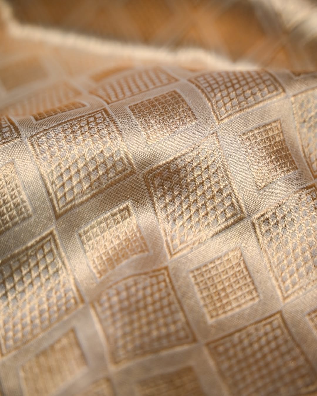 Gold Banarasi Kadhwa Tissue Silk Saree