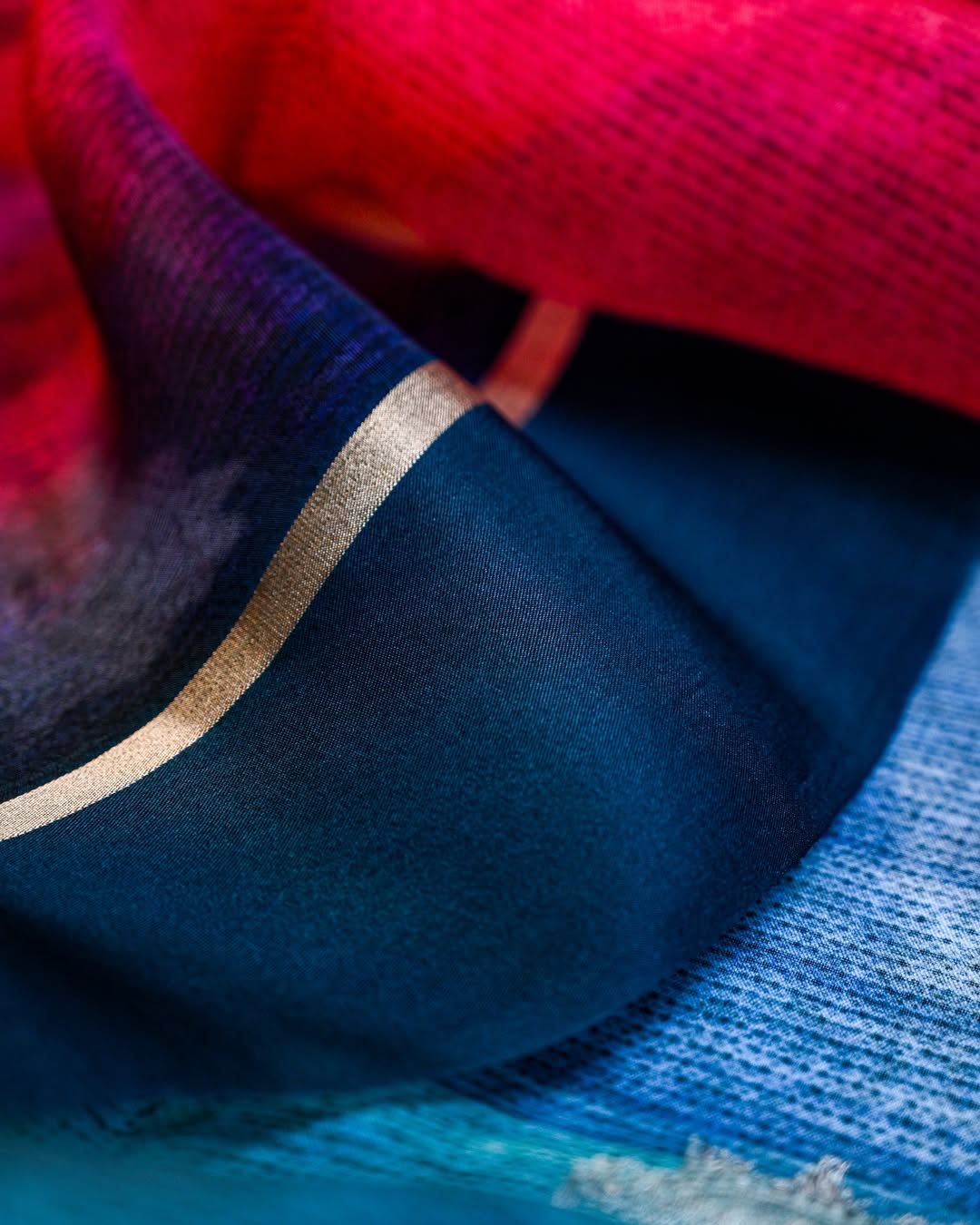 Multi Color Kadhwa Organza Digital Print Saree