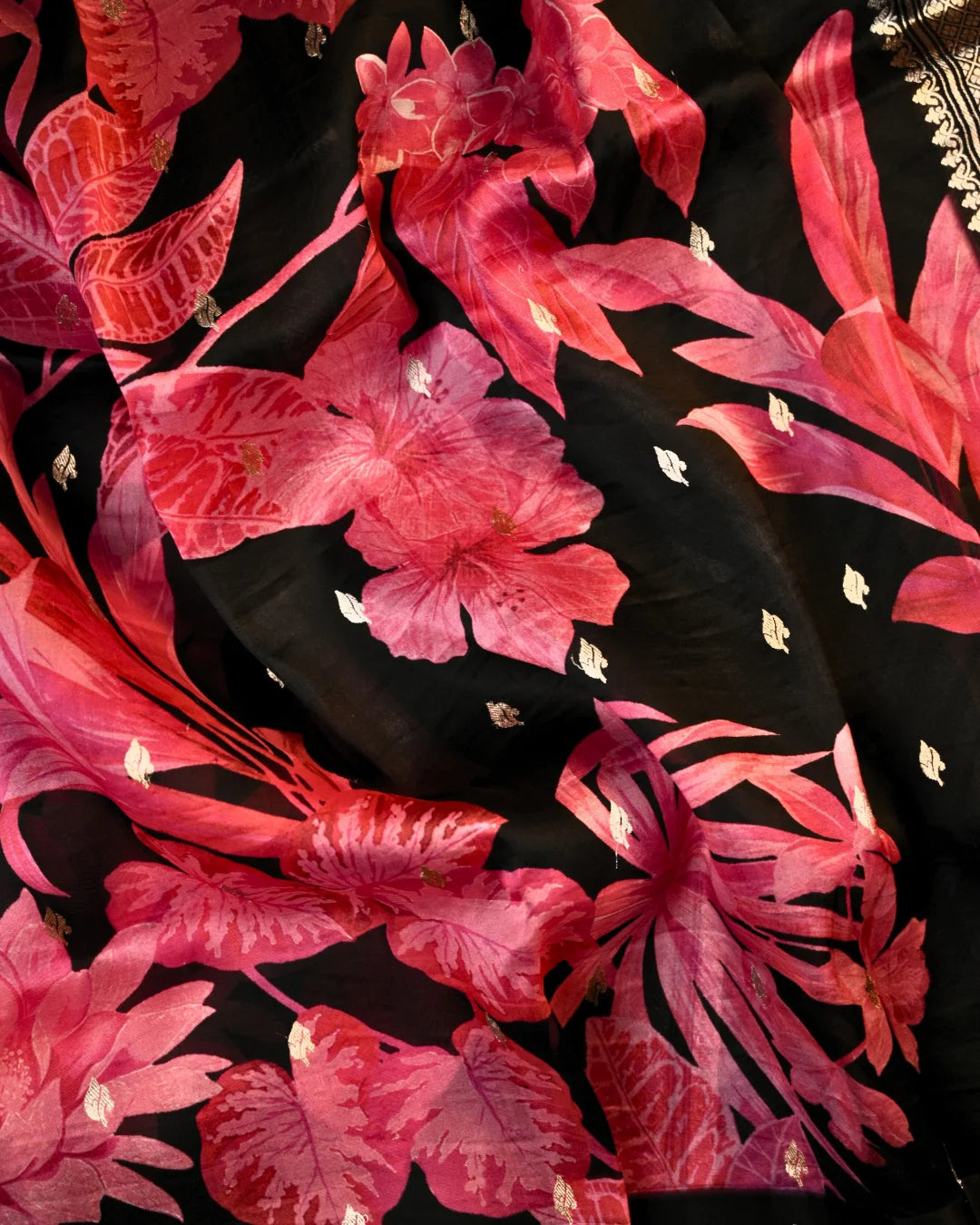 Black Banarasi Kadwa Organza digital Print saree